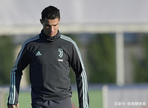 天博官网首页包含从C罗与30激战利物浦分钟到转折点拉齐奥远射贴柱，深圳男篮围绕NBA常规赛伤情更新的词条